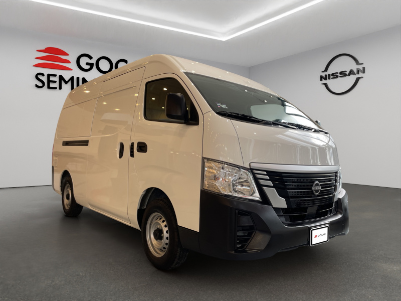 Nissan Comerciales Urvan Panel 2024